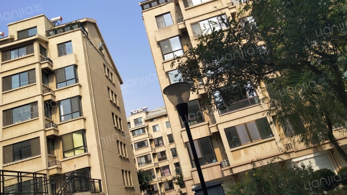 龙门花园外景图