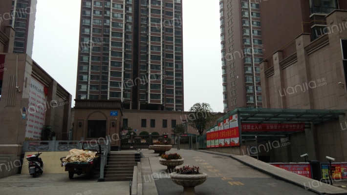 青屏苑1期鸿苑外景图