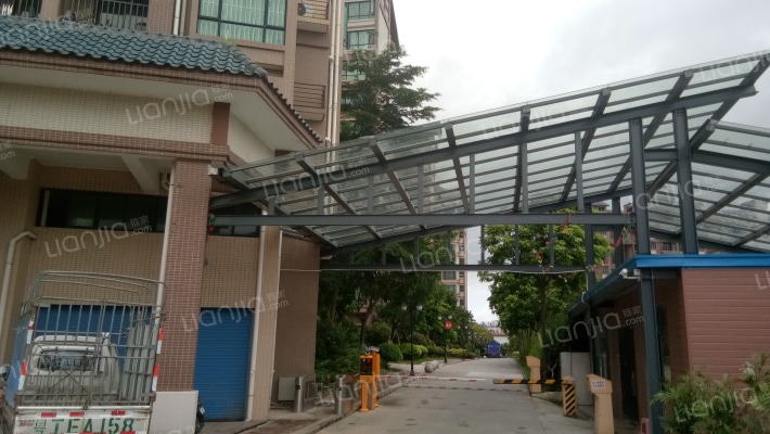 大翼龙苑外景图