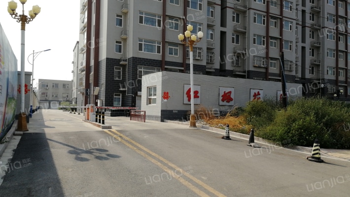 红枫花园外景图