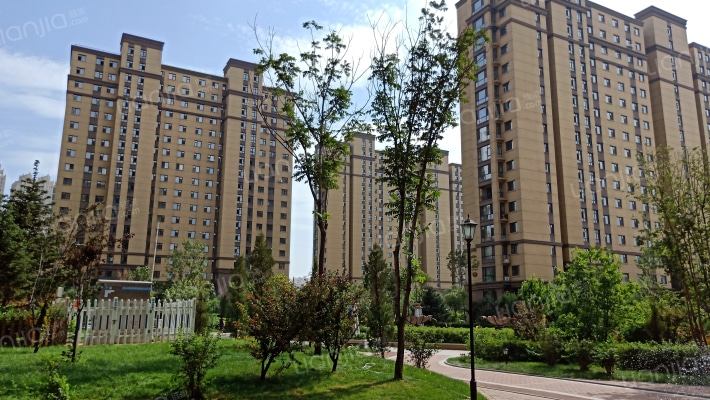 首创国际广场外景图