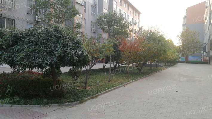 银都花园外景图