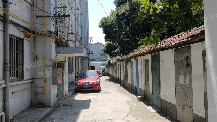 上海西路小区外景图