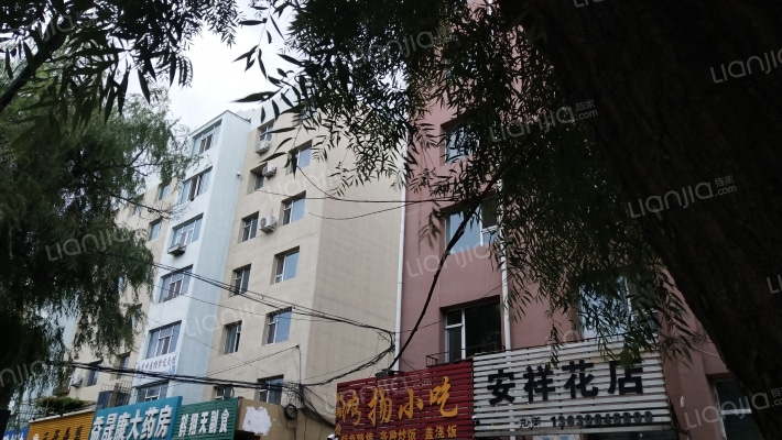 吉化住宅外景图