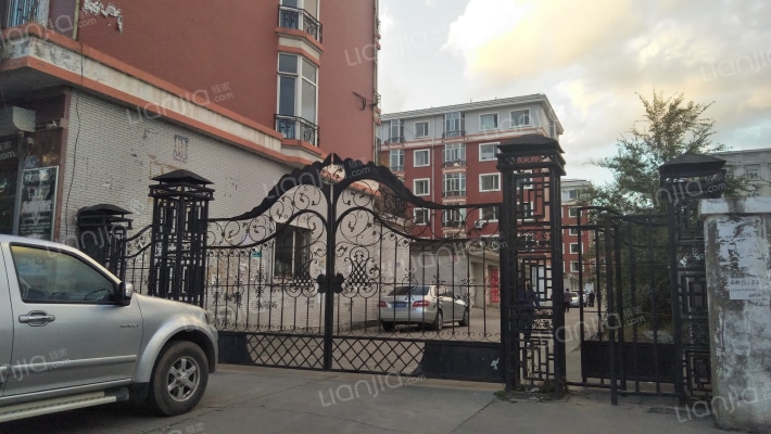 园丁金色家园外景图