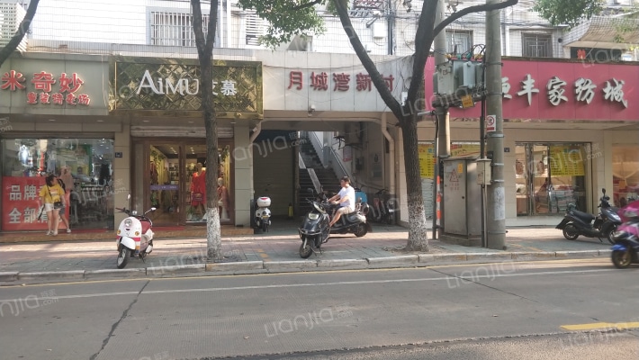 月城湾新村外景图