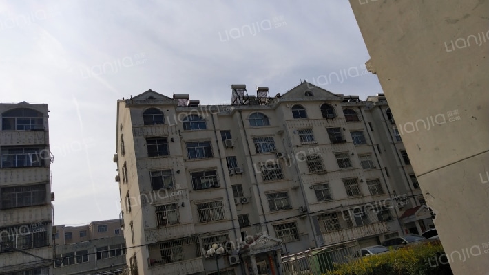 润新小区外景图