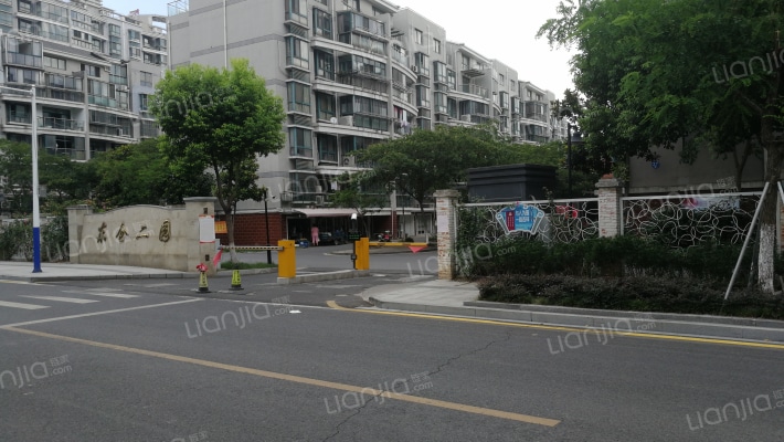 东仓二园外景图