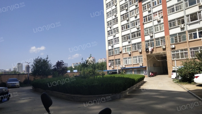 聚龙国际公寓外景图