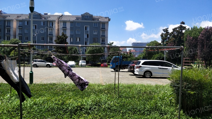 江帆花苑西区外景图