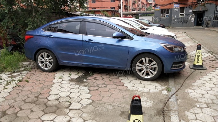 和平大院小区外景图