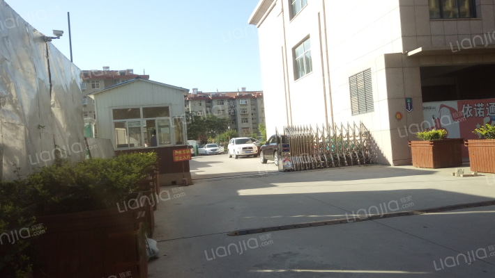 雷城花苑外景图