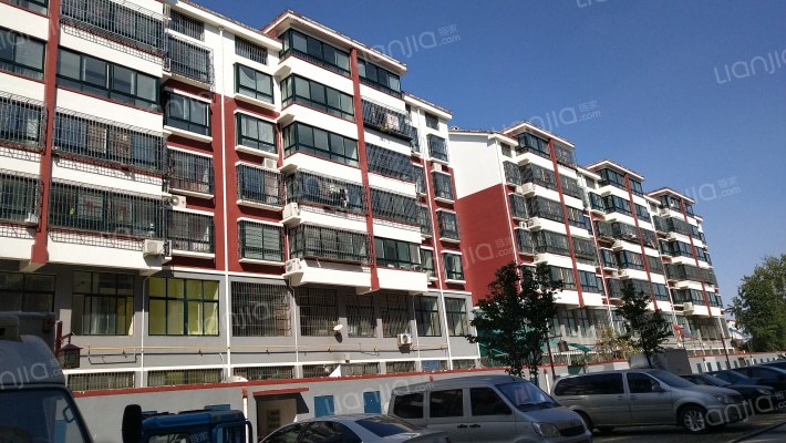 苗家佳园外景图