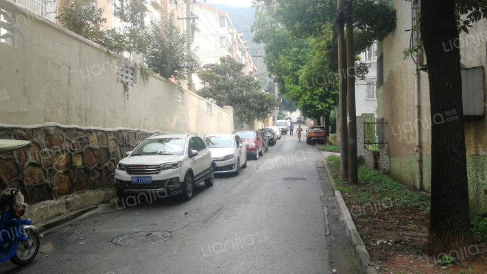 惠钱三村外景图