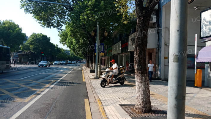 亭林路258号小区外景图