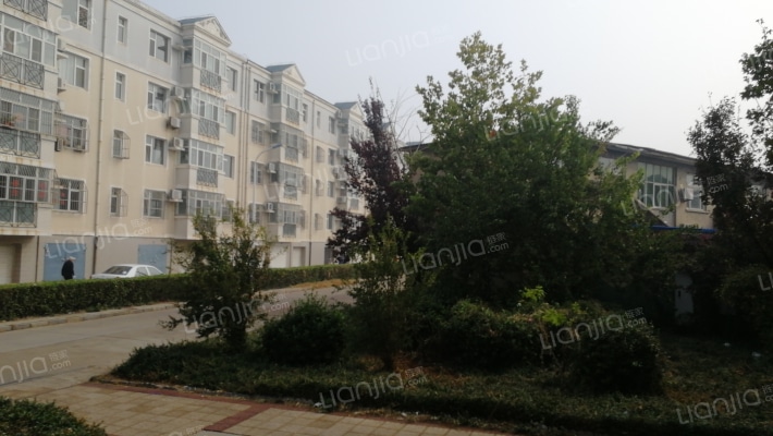 千禧花园东院外景图