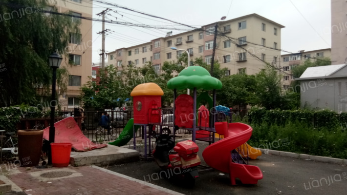 东方新村外景图