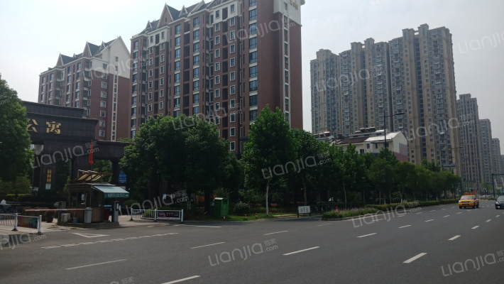 万家富公寓外景图