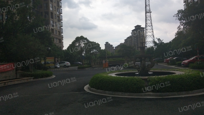 伊顿花苑外景图