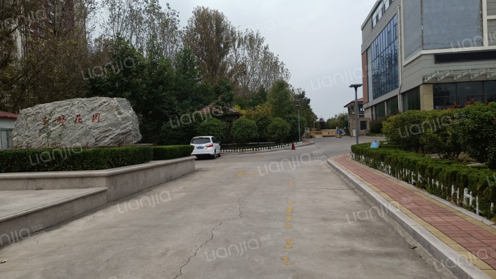 志鹏花园外景图