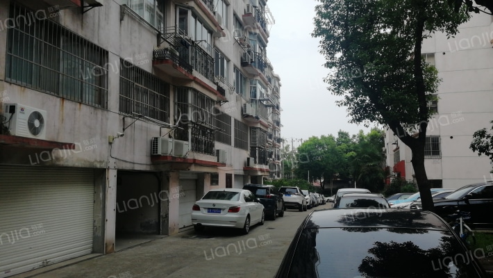 听松坊小区外景图