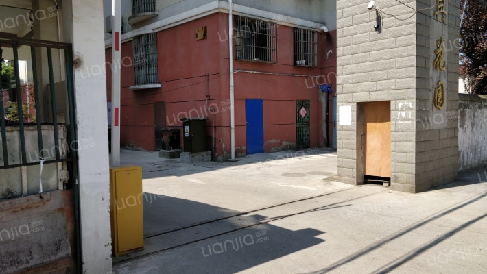 今典花园外景图