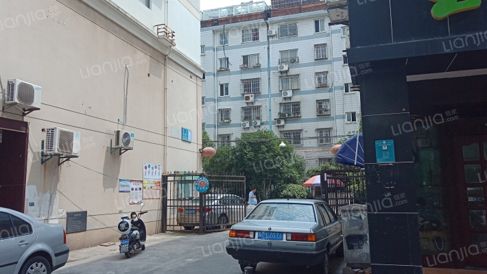 阳光昆城外景图