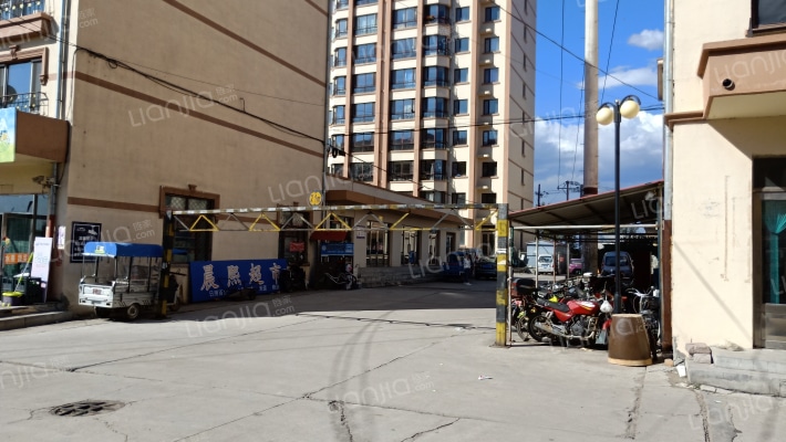 绿波小区外景图