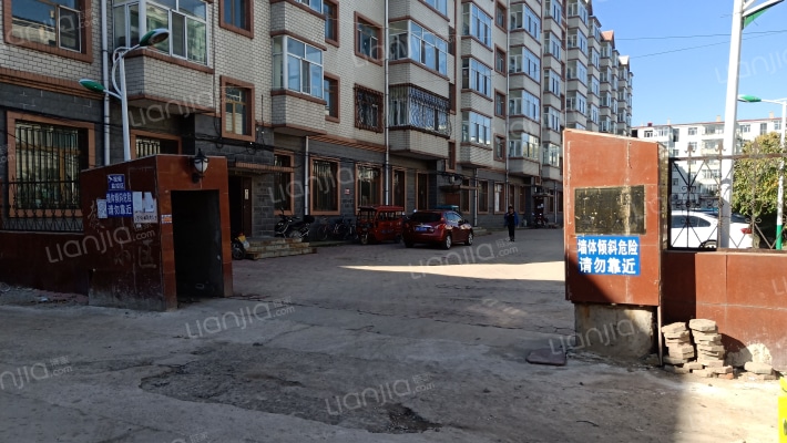 教育小区外景图