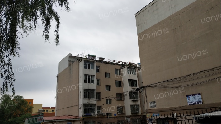 环球小区外景图