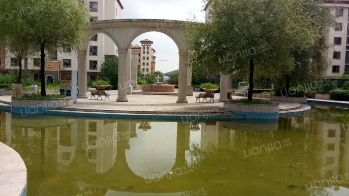 苏宁天润城外景图