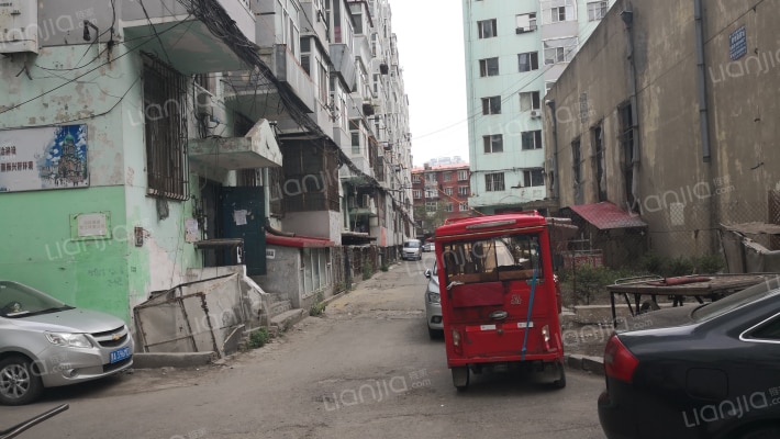 大水晶街外景图