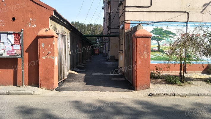 司法局宿舍楼外景图