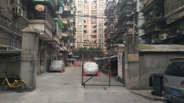 围院式管理小区外景图