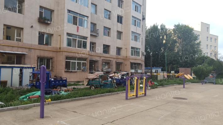 江畔御园外景图