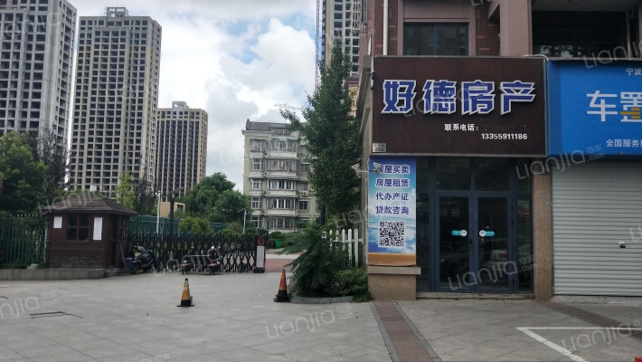 枫华富地北区外景图