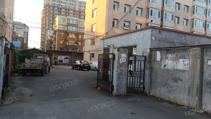 红升小区外景图