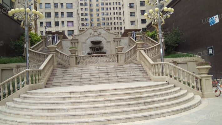 白领公寓外景图