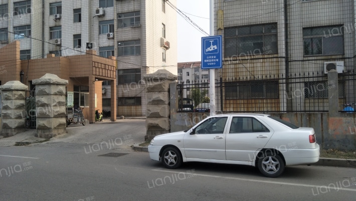 邮电局宿舍楼外景图