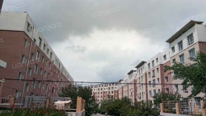 隆昌上城外景图