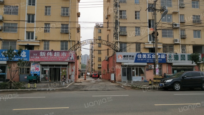 响嘡小区外景图