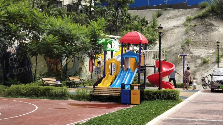 泽信依山郡外景图