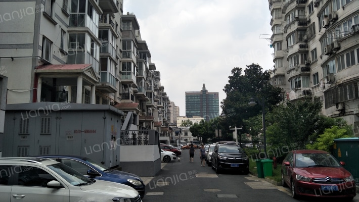 柏庐广场外景图