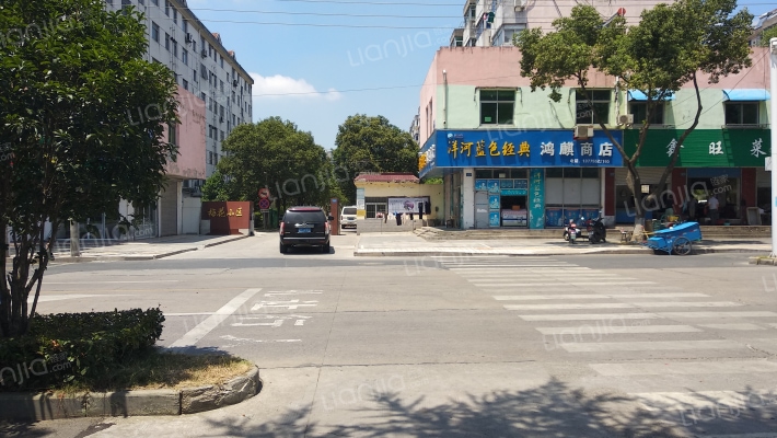 梅花小区外景图