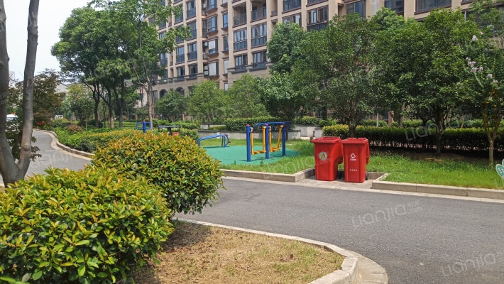 东苑华都外景图