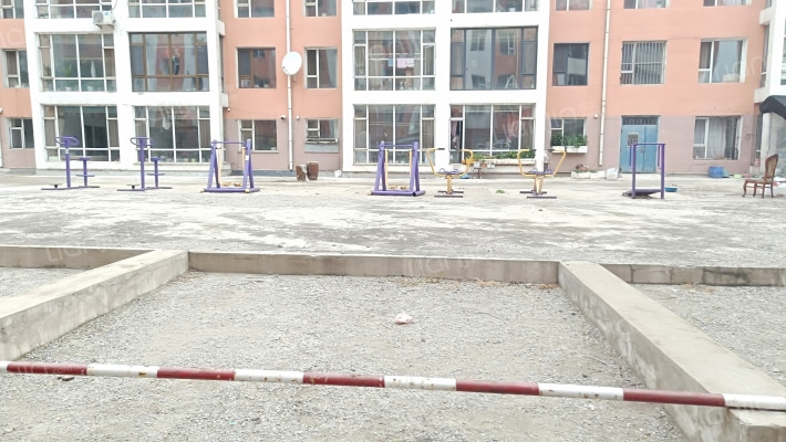 龙泰现代城外景图