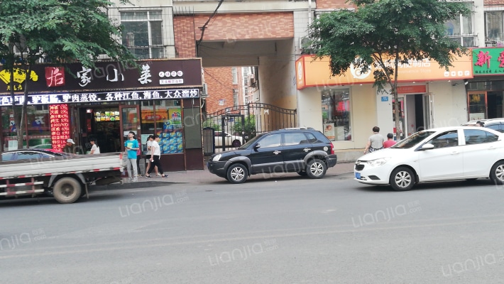 果园星城A区外景图