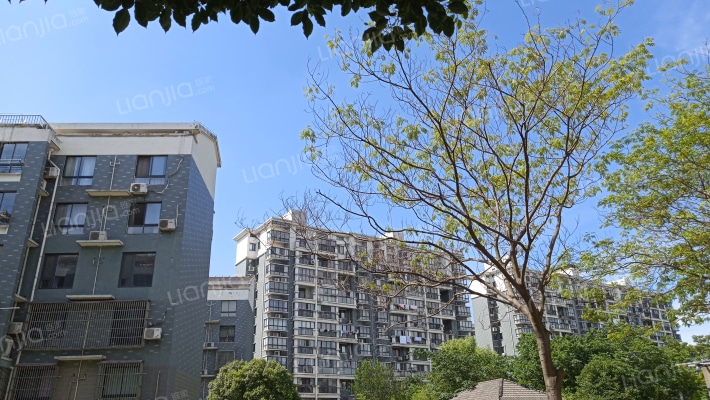 名都先锋花园外景图