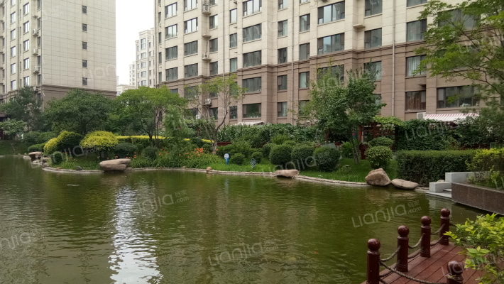 鸿博•温馨花园外景图