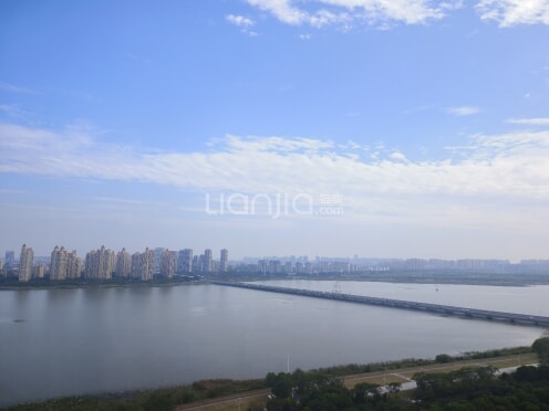 整租·融创苏州壹号院东区 4室2厅 南